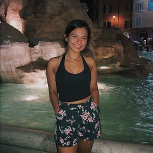 Meet your Posher, Kaitlin